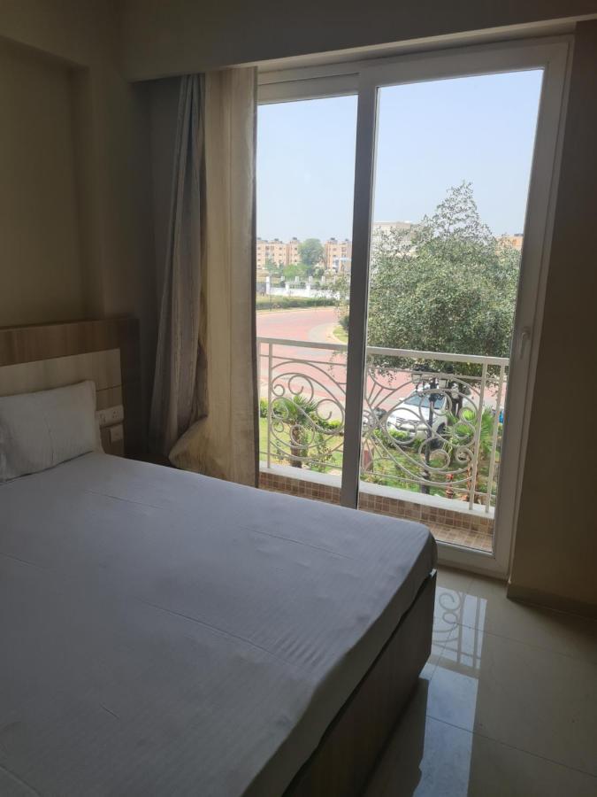 Lord Krishna Palace Hotel Vrindavan Luaran gambar